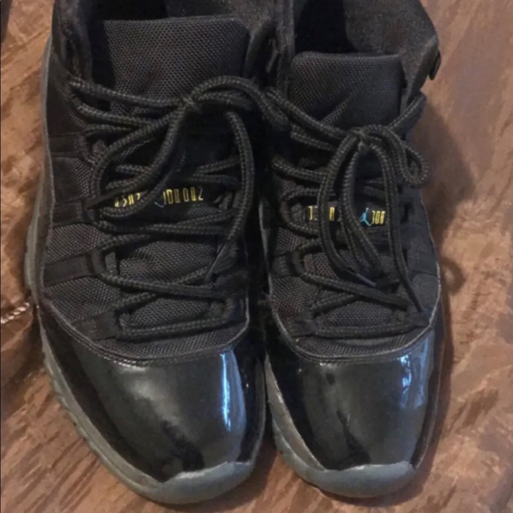 Retro Jordan’s gamma blue 11s